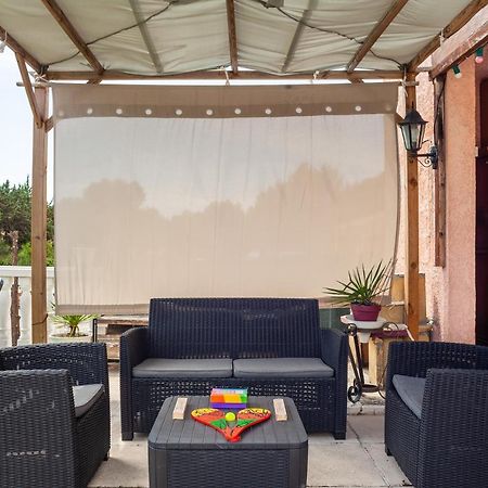 Appartement Avec Piscine Et Cuisine Roquefort-la-Bédoule Kültér fotó