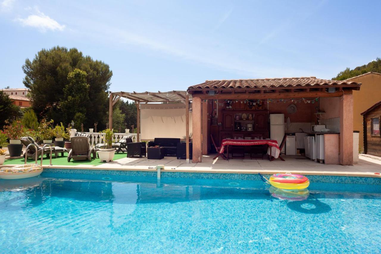 Appartement Avec Piscine Et Cuisine Roquefort-la-Bédoule Kültér fotó