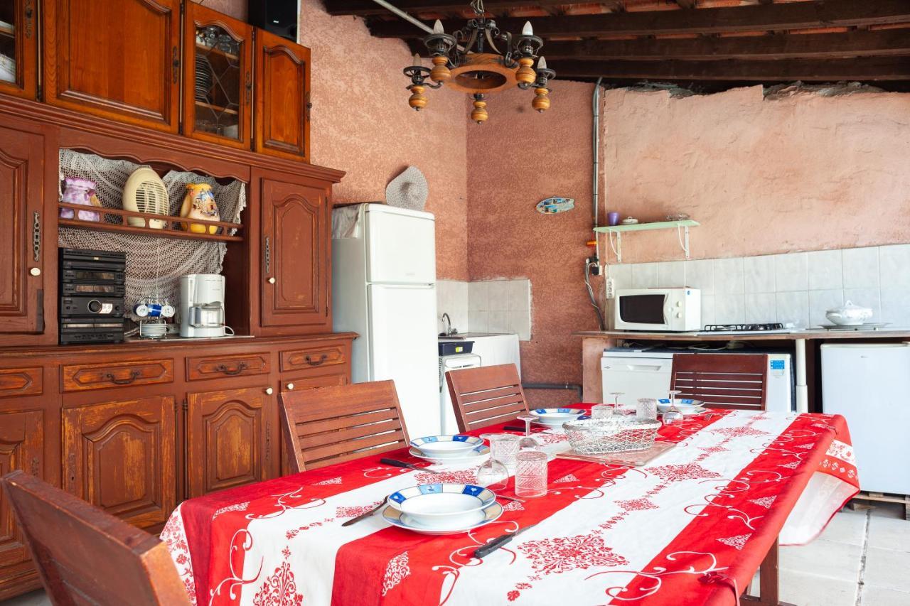 Appartement Avec Piscine Et Cuisine Roquefort-la-Bédoule Kültér fotó